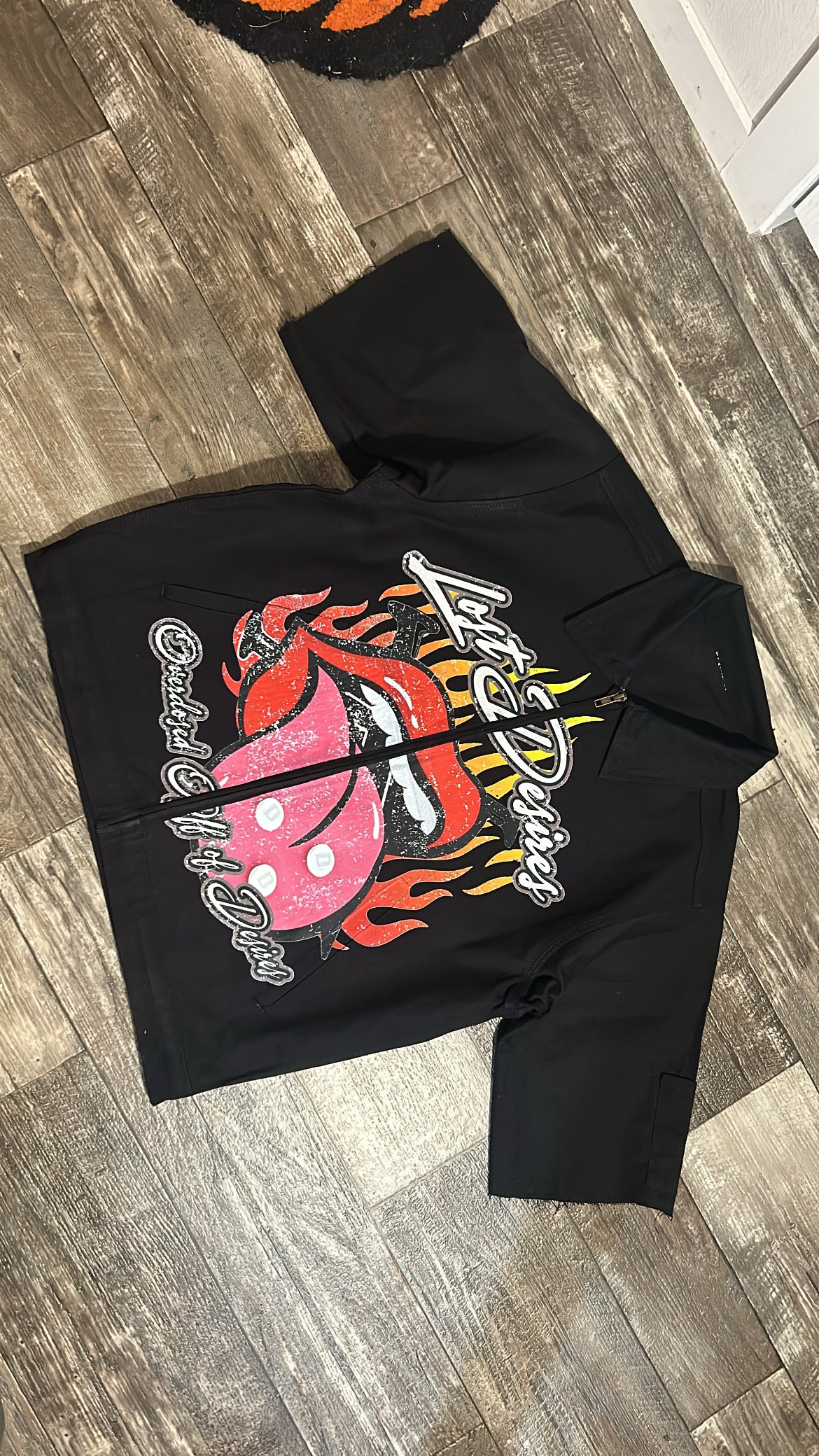 Overdosed collar/zip up Tee