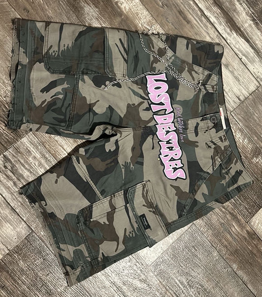 L0ST D3SIR3S Camo Jorts